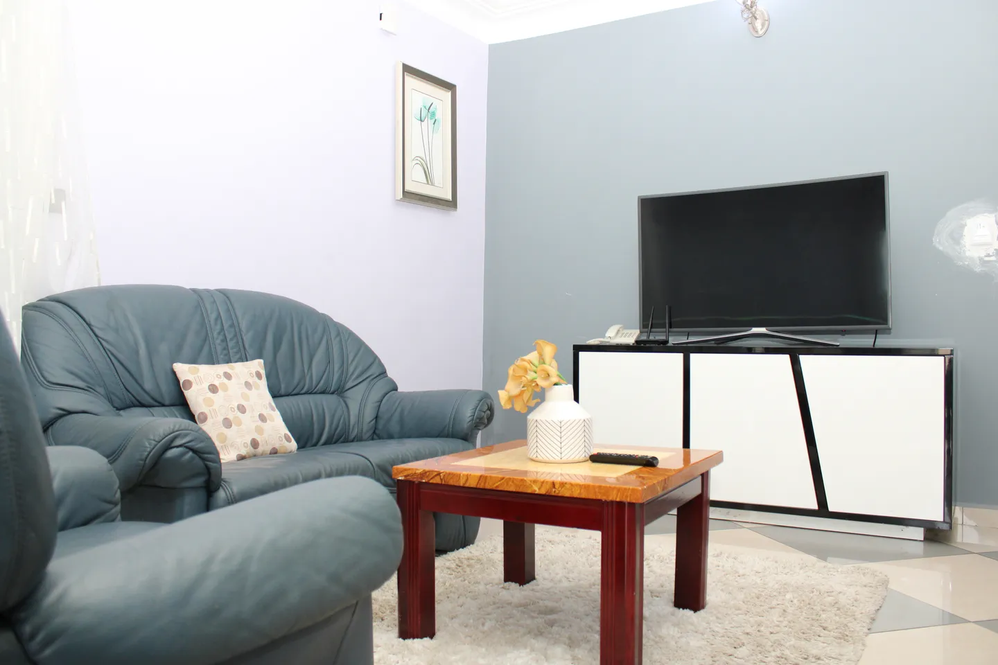 Appartement Meublé Bonamoussadi, Douala (1/10)