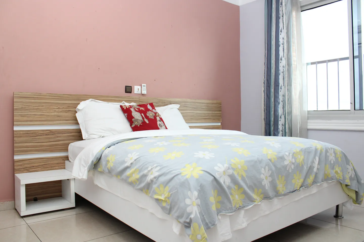 Appartement Meublé Bonamoussadi, Douala (5/14)