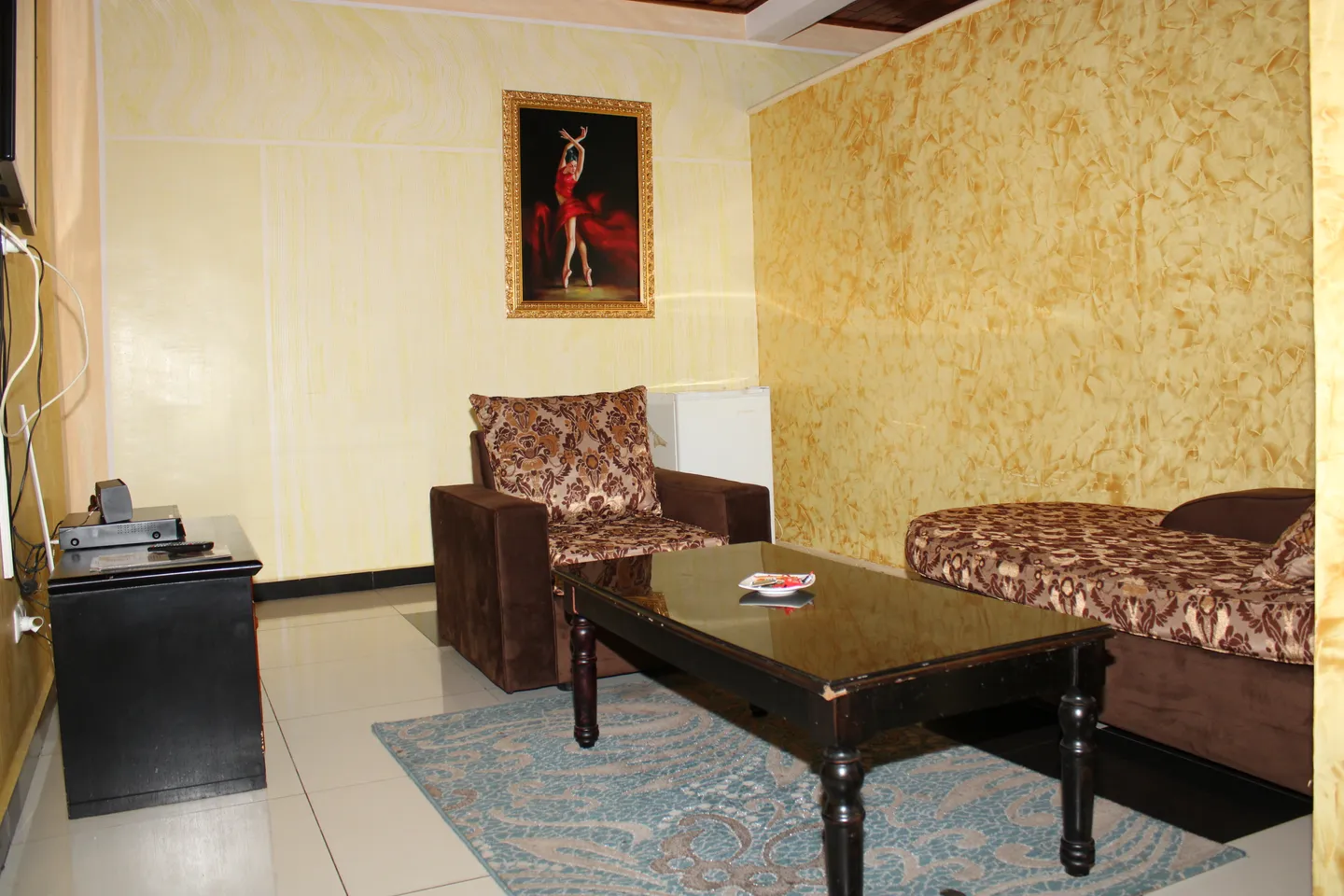 Studio Meublé Denver Bonamoussadi, Douala (1/11)