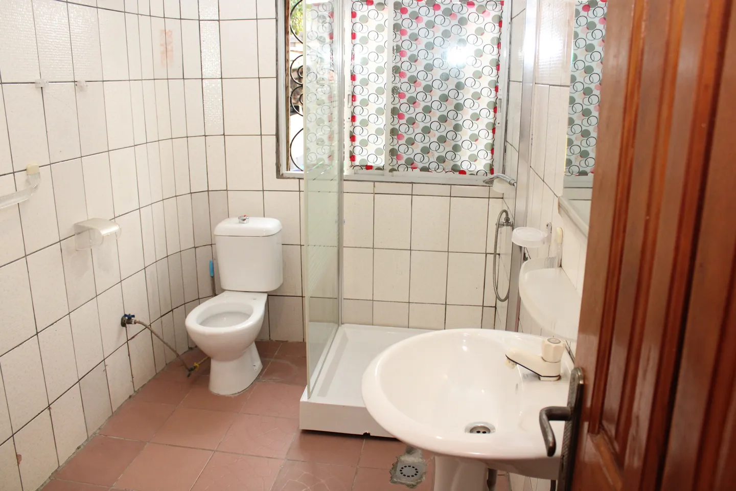 Appartement Meublé Ndobo Bonaberi , Douala (9/12)