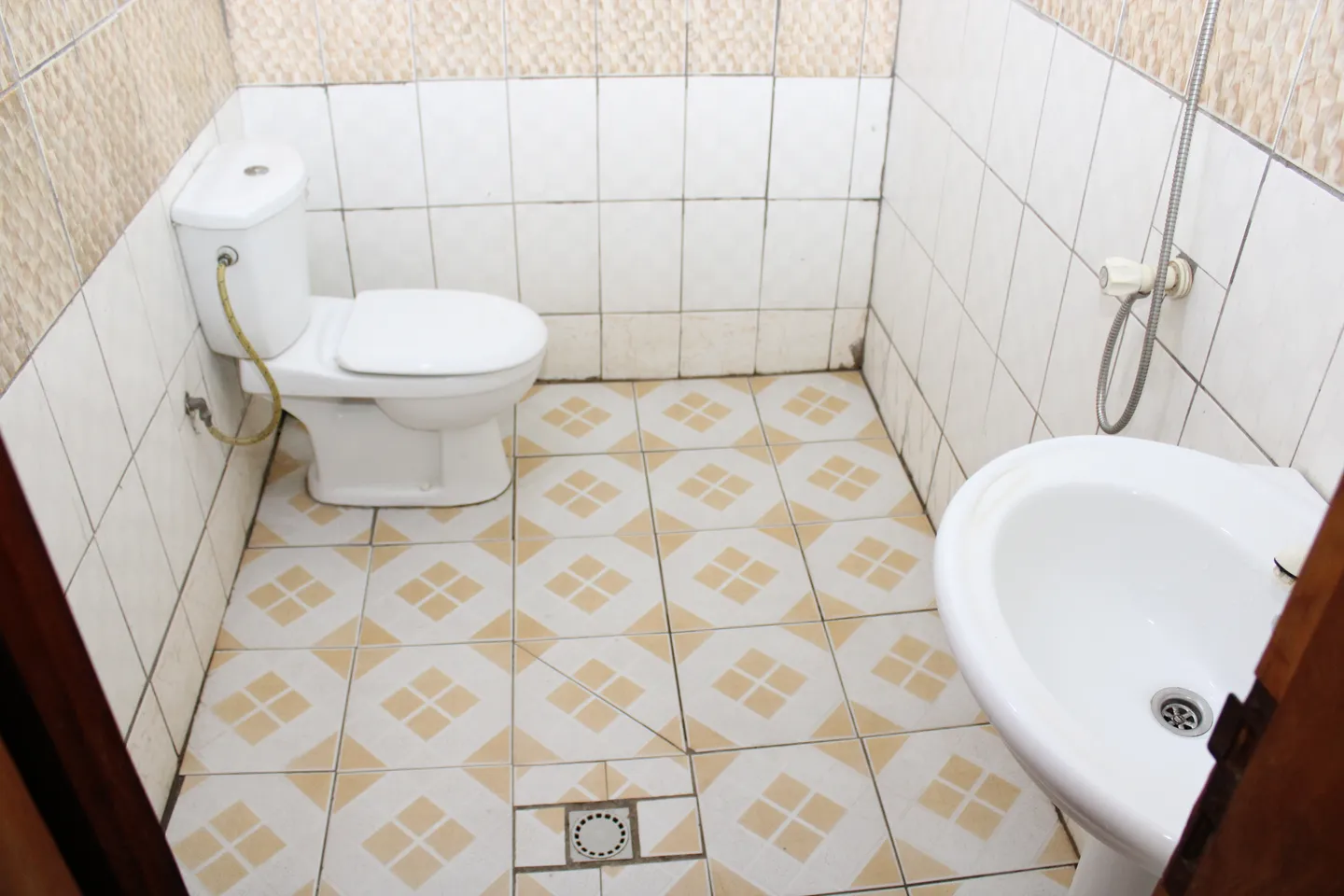Appartement Meublé Ndobo Bonaberi , Douala (4/9)