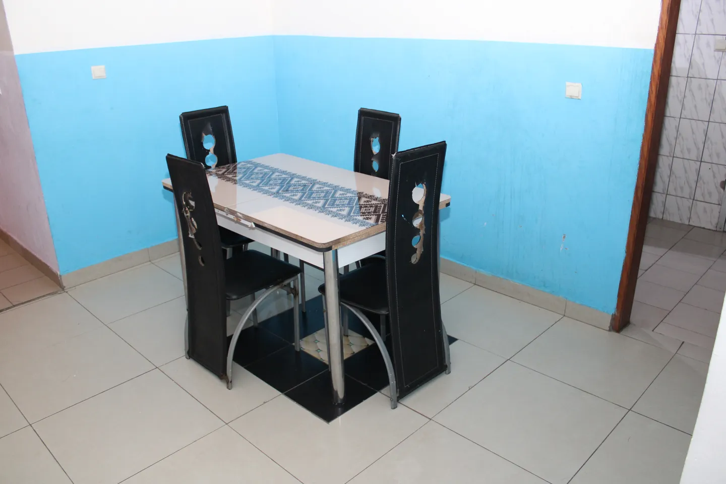 Appartement Meublé Ndobo Bonaberi , Douala (7/9)