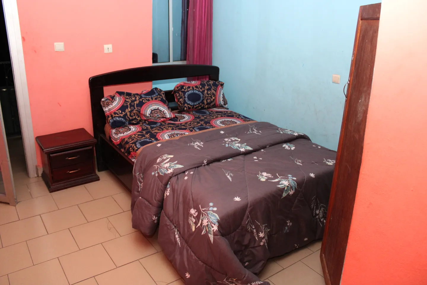 Appartement Meublé Ndobo Bonaberi , Douala (8/9)