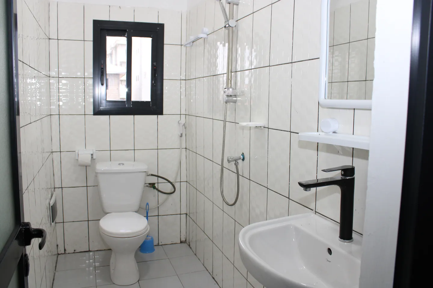 Studio Meublé Makepe, Douala (2/12)