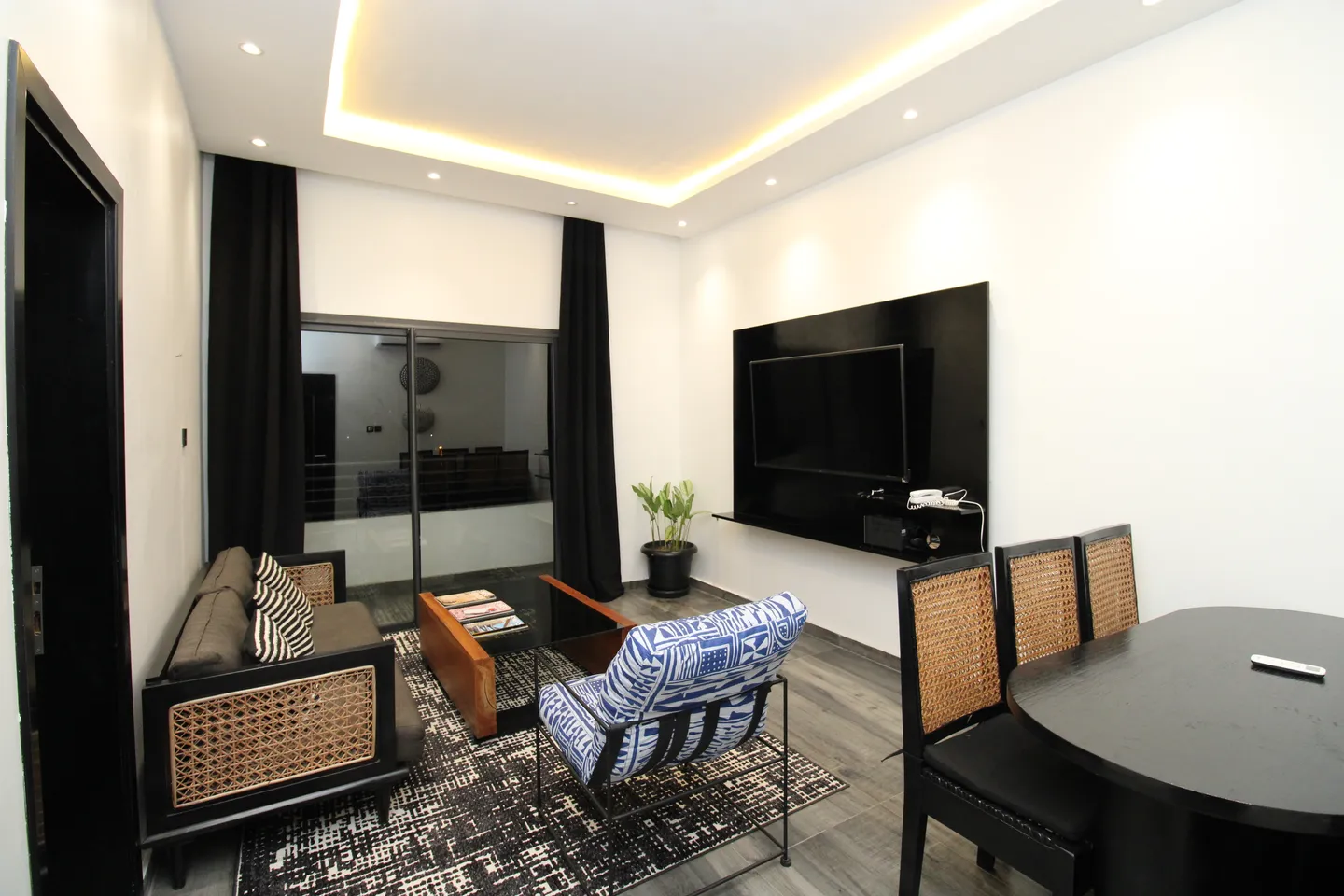 Studio Meublé Logpom, Douala (1/19)