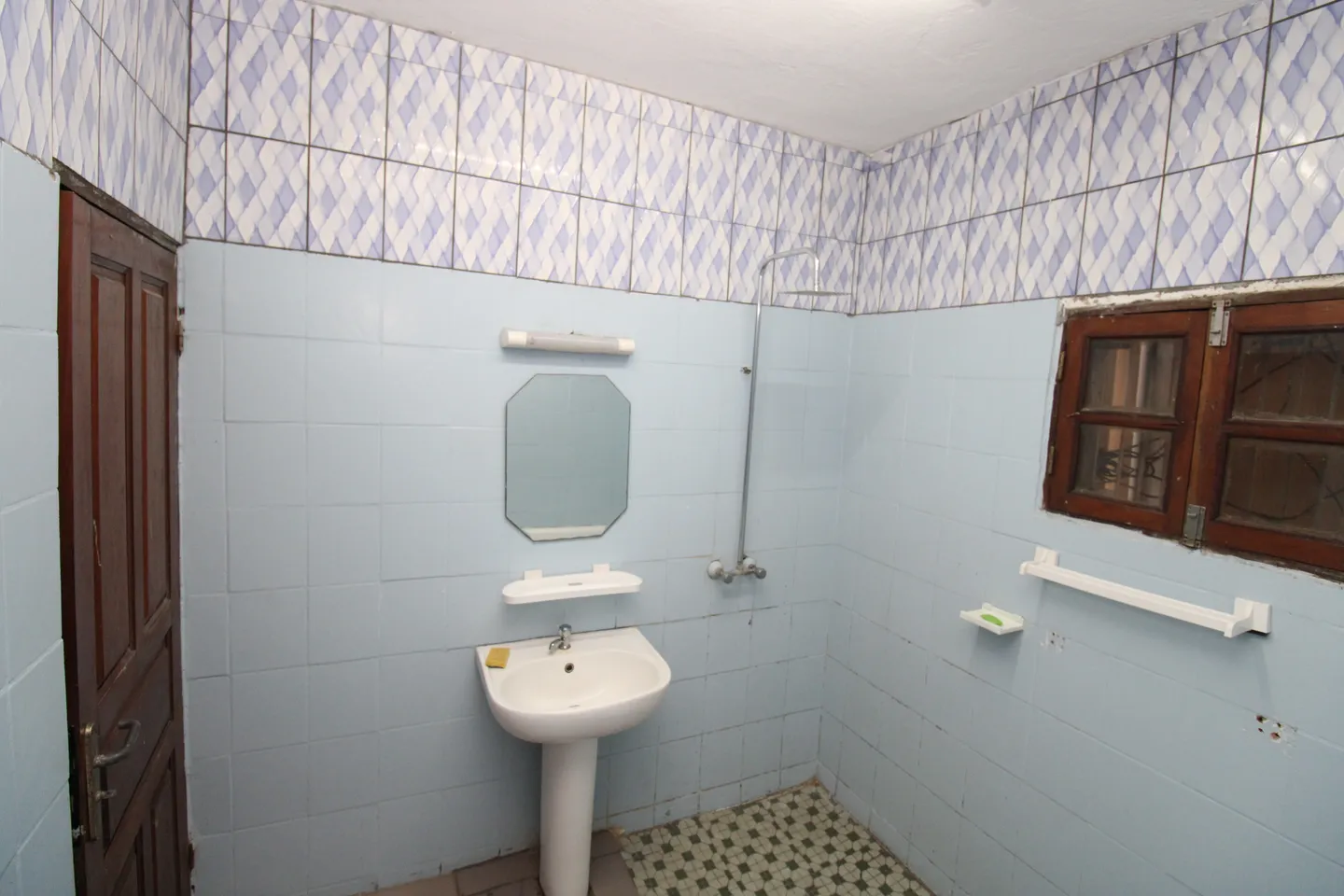 Studio Meublé Bali, Douala (7/15)
