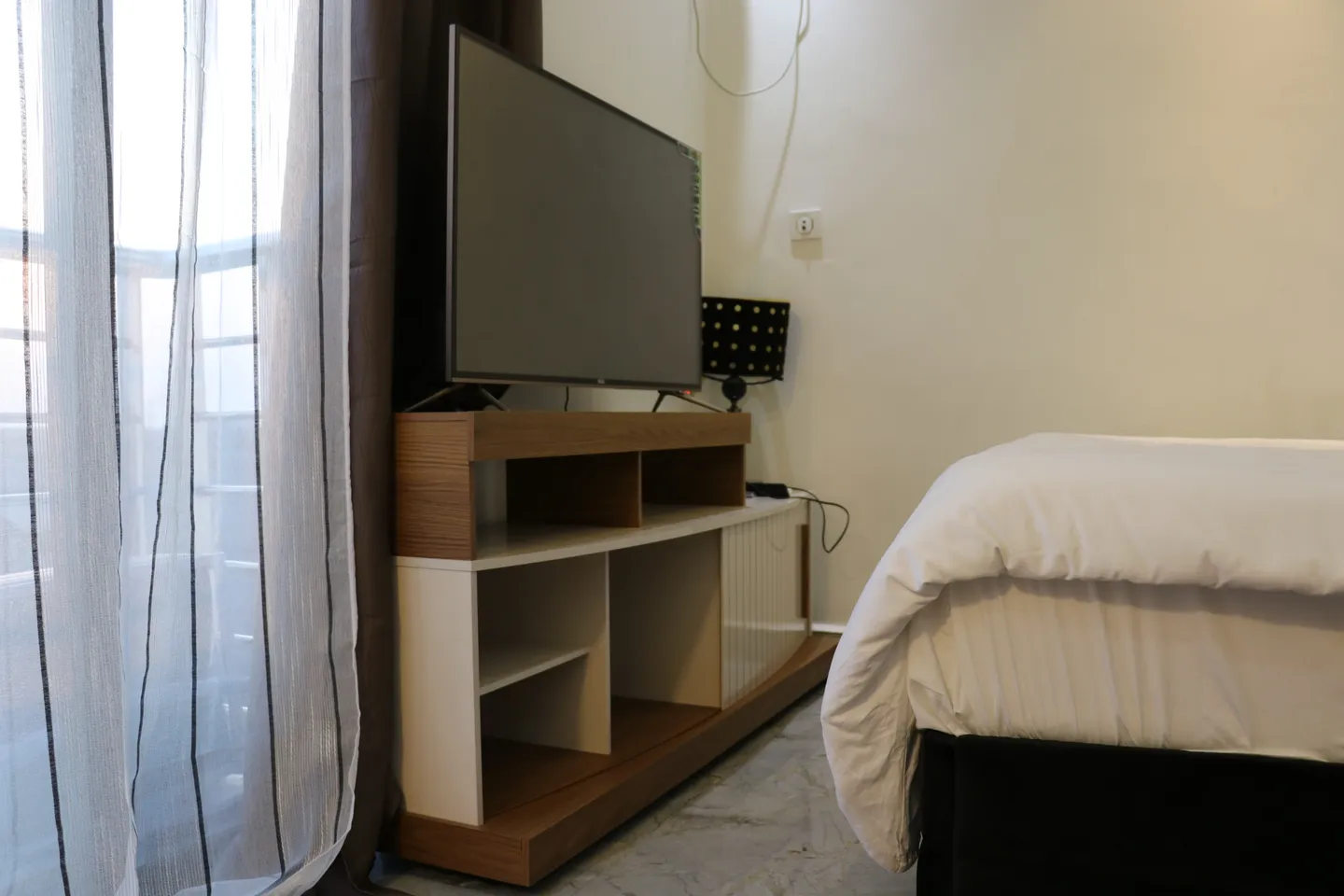 Chambre Meublée Bonaberi, Douala (3/17)