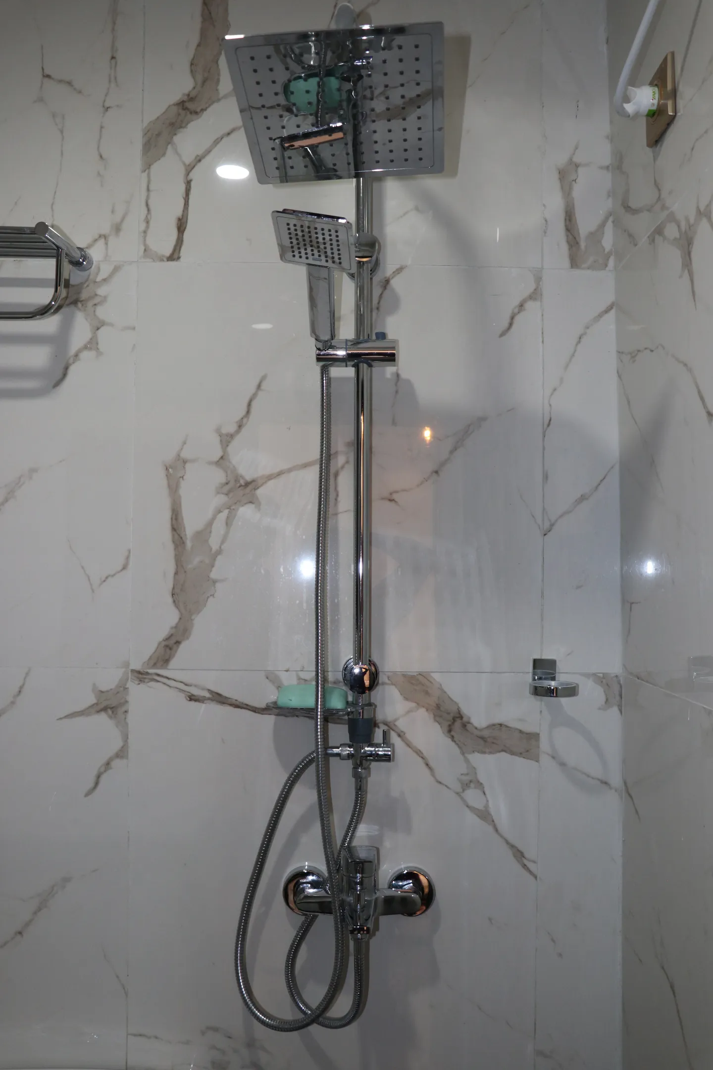 Chambre Meublée Bonaberi, Douala (6/17)