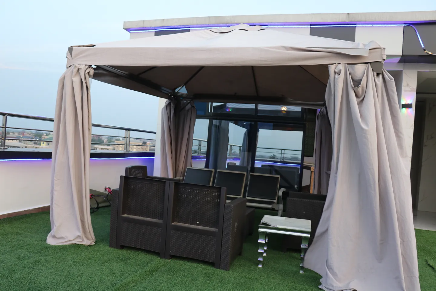 Chambre Meublée Bonaberi, Douala (9/12)