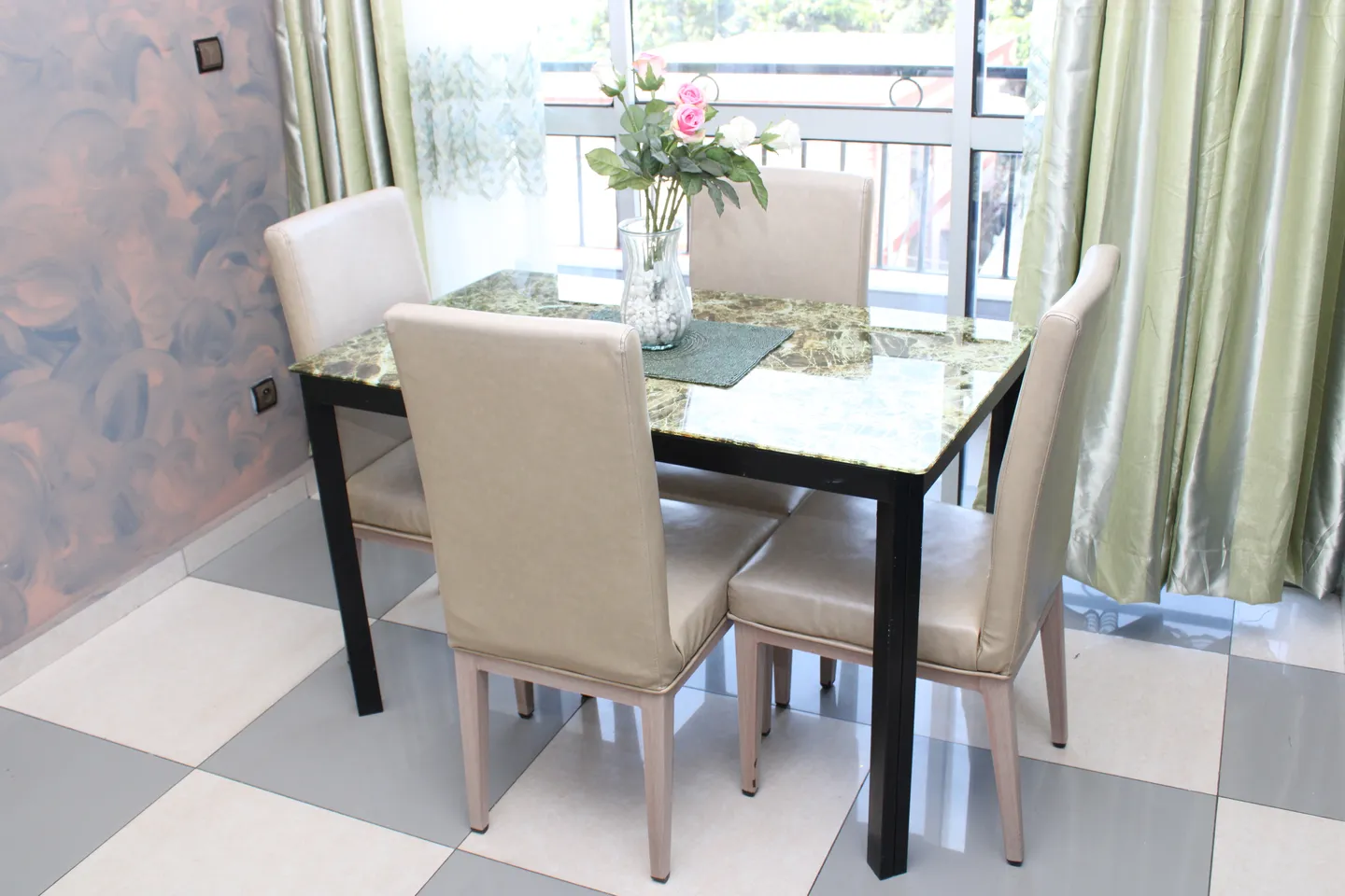Appartement Meublé Bonamoussadi, Douala (4/19)