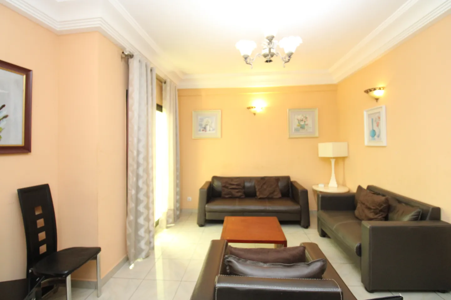 Studio Meublé Santa Barbara Bonamoussadi, Douala (1/14)