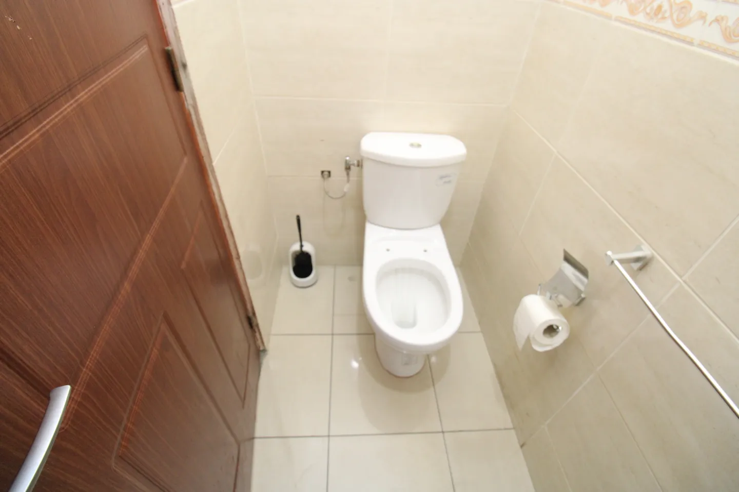Appartement Meublé Santa Barbara Bonamoussadi, Douala (9/22)