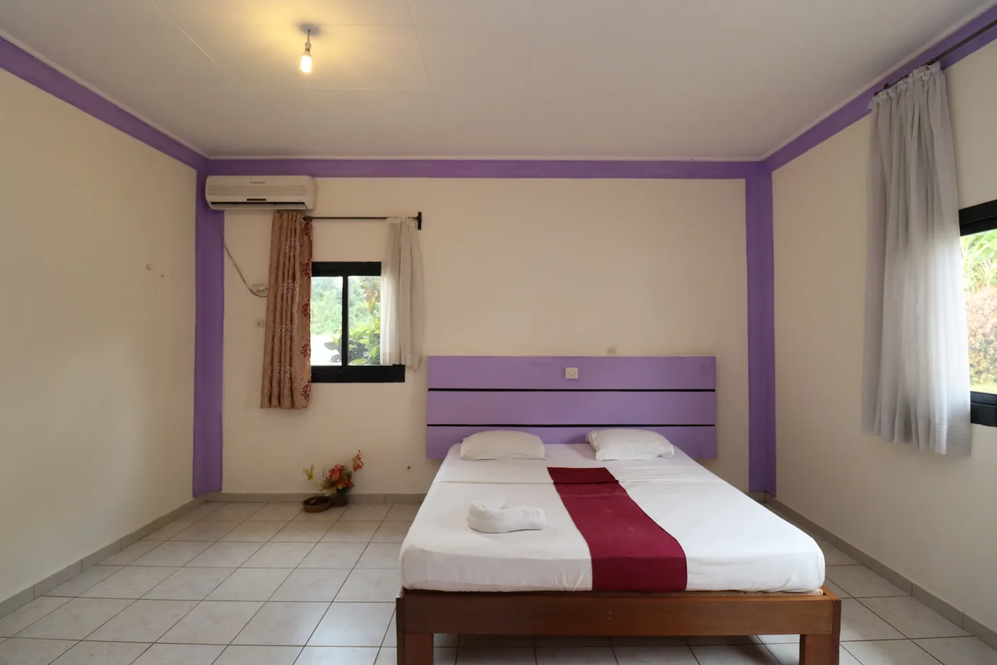 Chambre Meublée Carrefour Ebomé, Kribi (3/11)