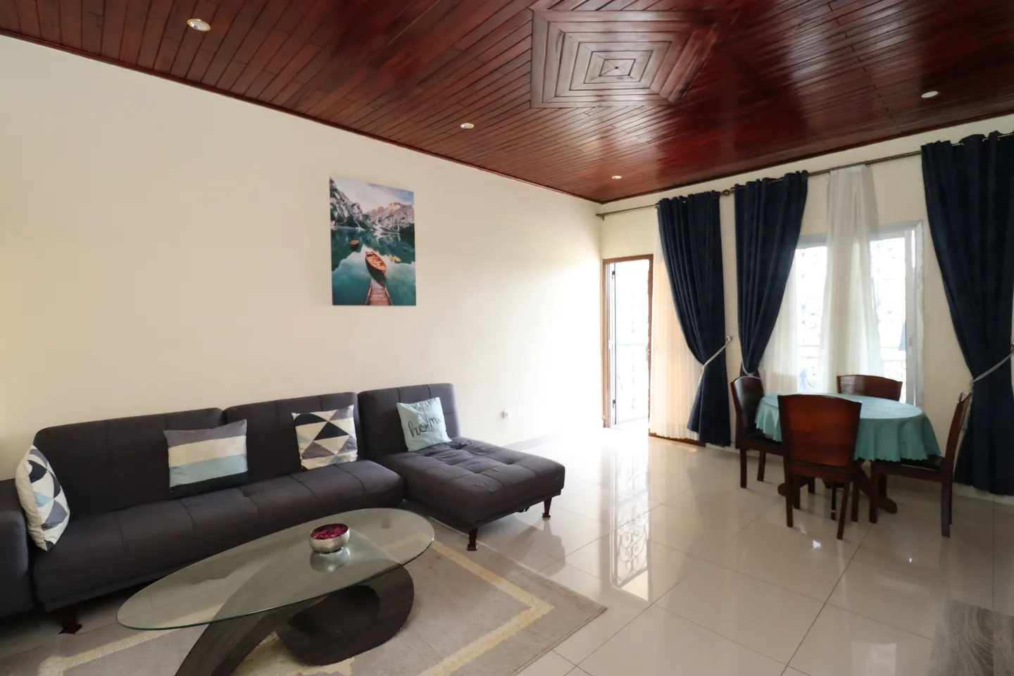Appartement Meublé Mpangou, Kribi (1/10)