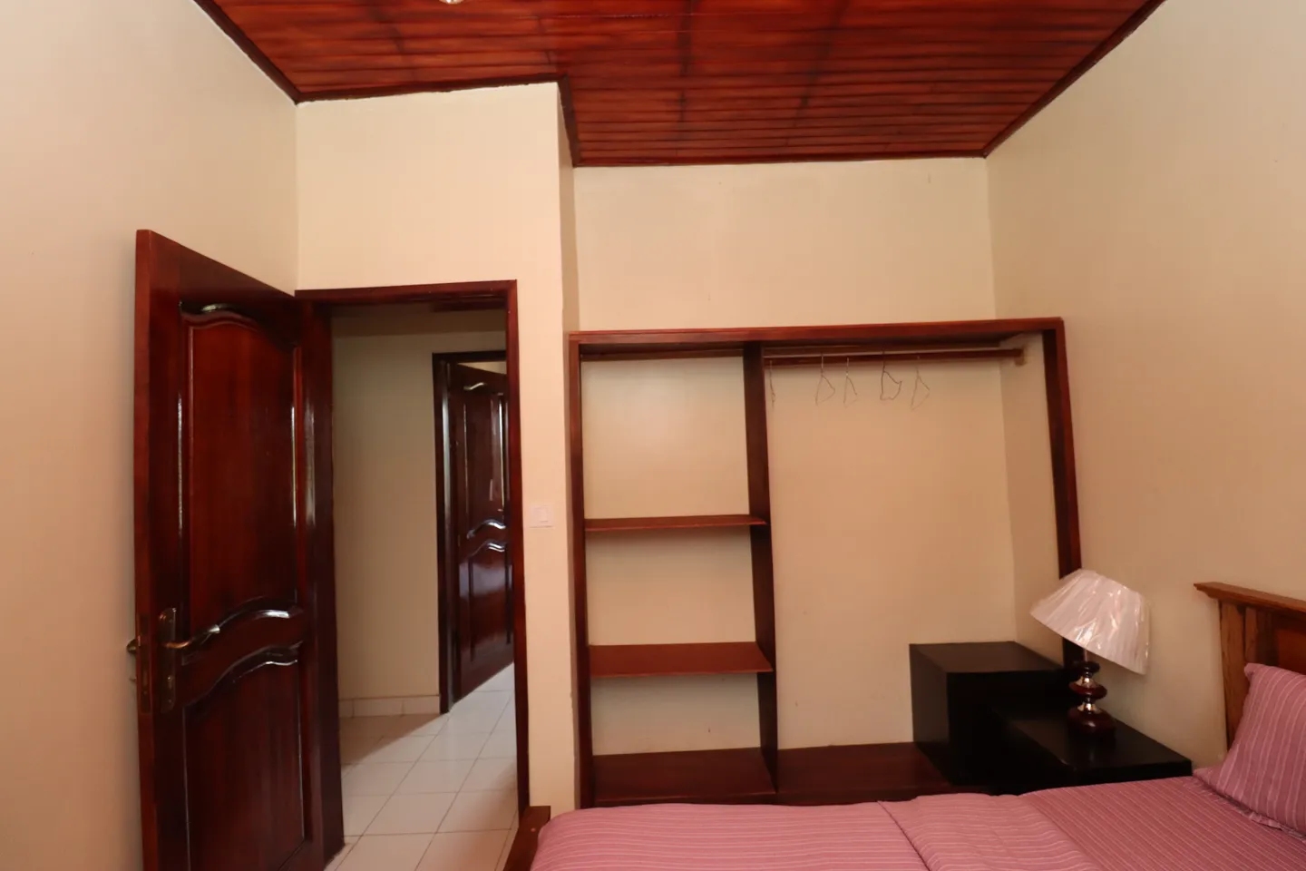 Appartement Meublé Mpangou, Kribi (7/10)