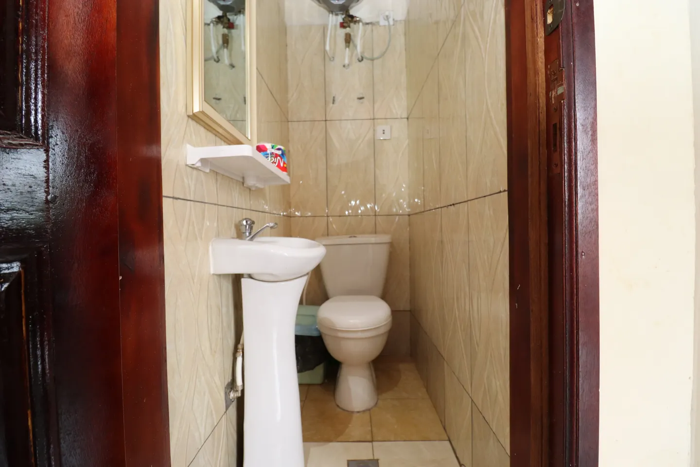 Appartement Meublé Mpangou, Kribi (4/11)