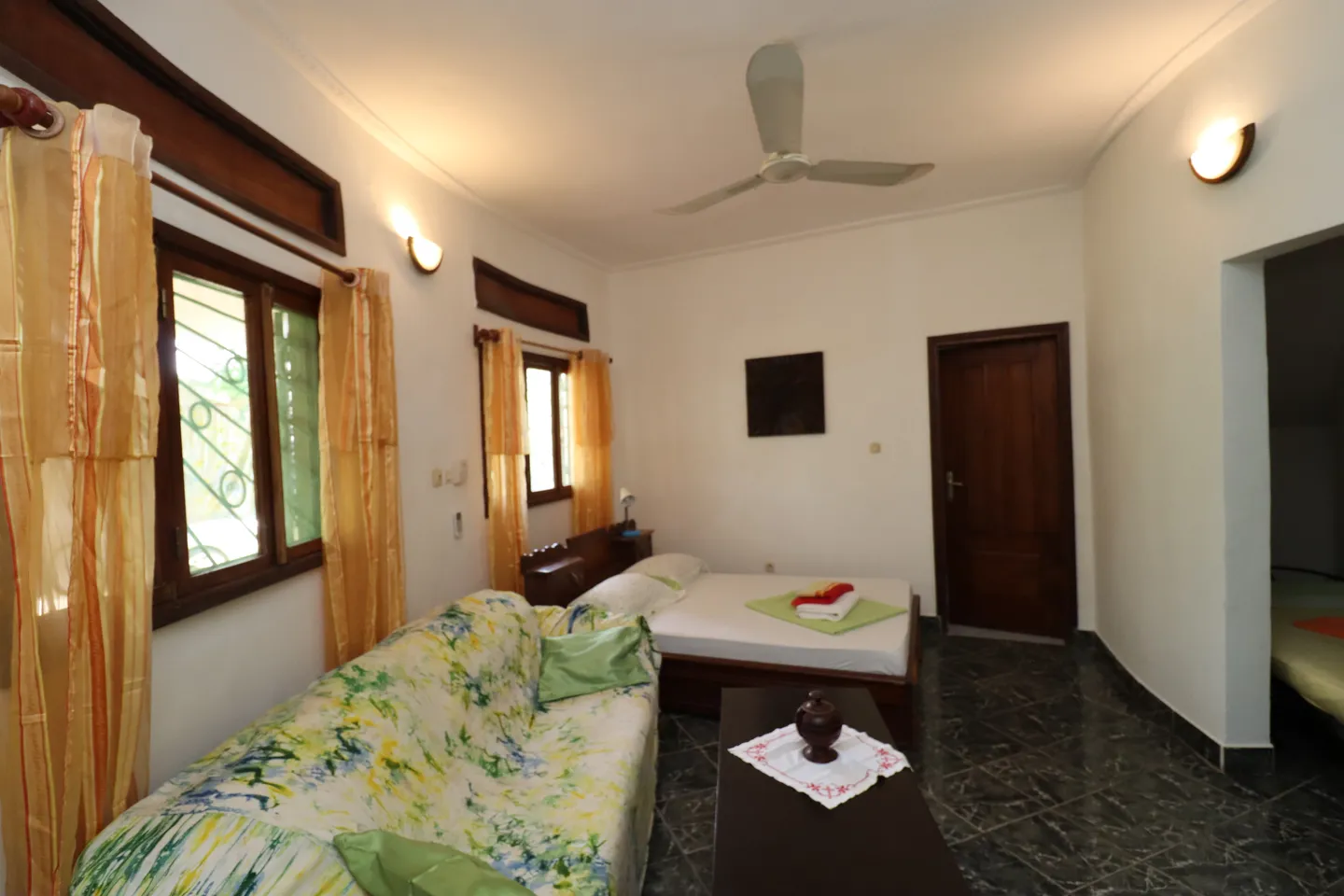 Chambre Meublée Bwambe, Kribi (2/13)