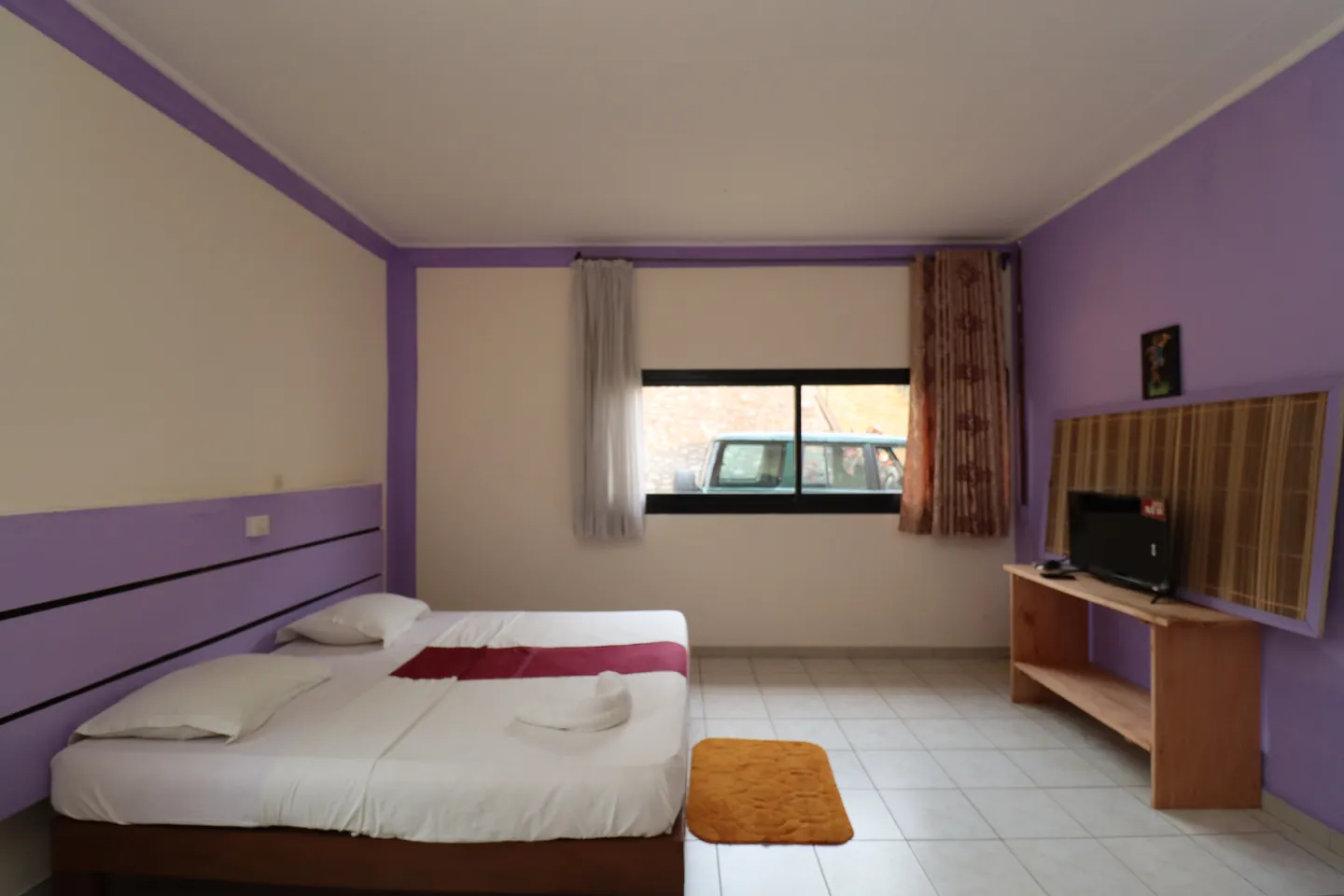 Chambre Meublée Carrefour Ebomé, Kribi (5/11)