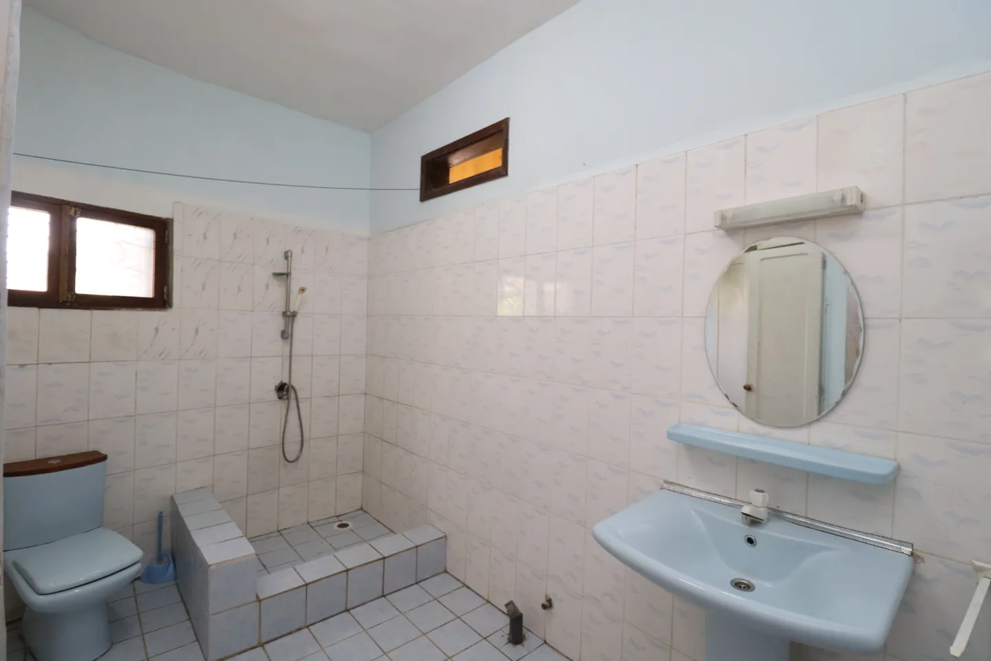 Chambre Meublée Bwambe, Kribi (4/13)