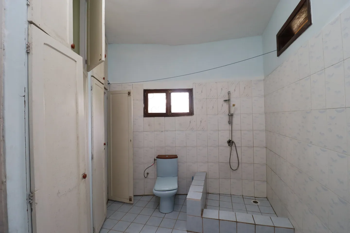 Chambre Meublée Bwambe, Kribi (5/13)