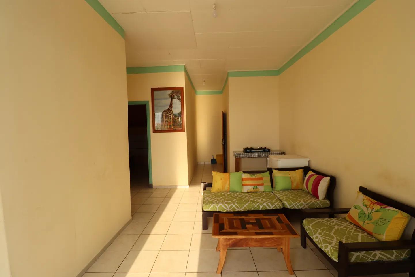 Appartement Meublé Carrefour Ebomé, Kribi (1/14)