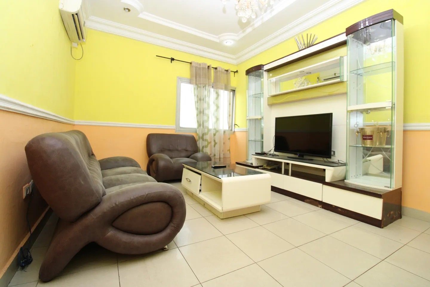 Appartement Meublé Bali, Douala (1/16)