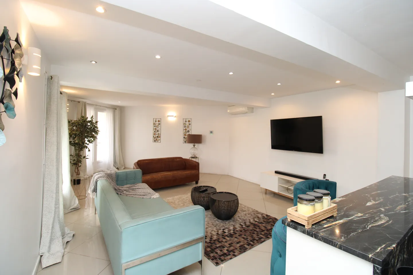 Appartement Meublé Logpom, Douala (1/21)