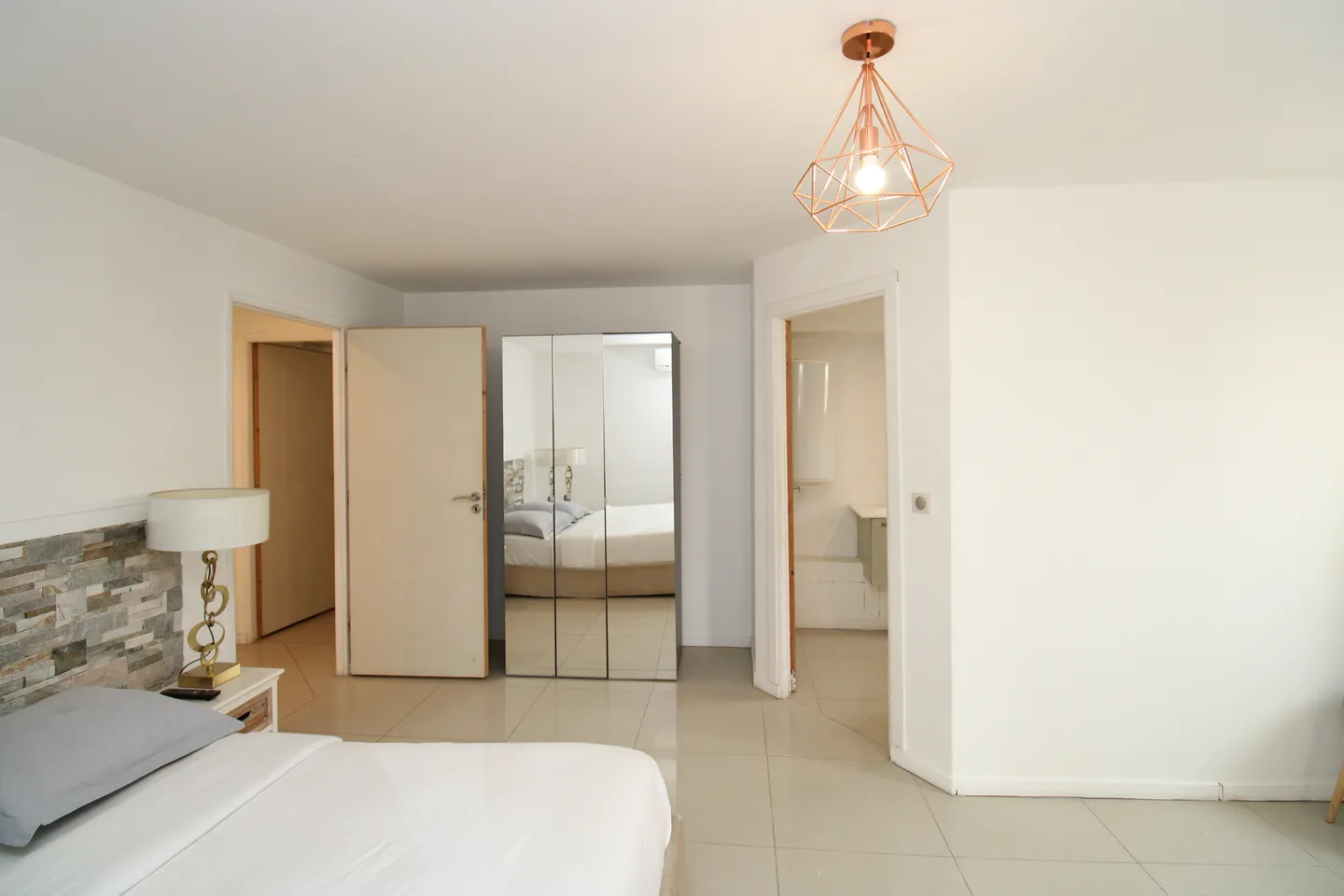 Appartement Meublé Logpom, Douala (8/21)