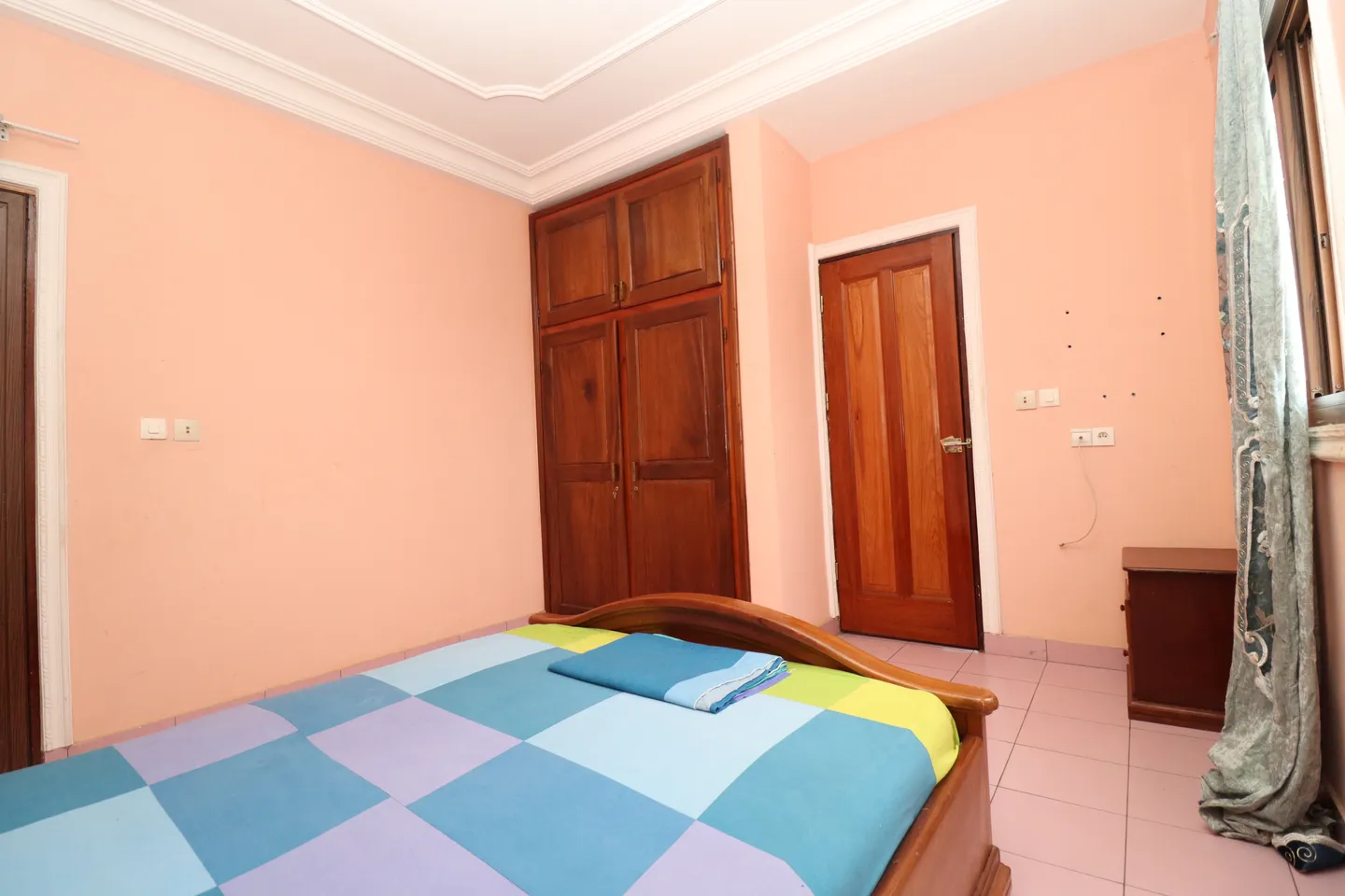 Chambre Meublée Mokolo, Kribi (9/25)