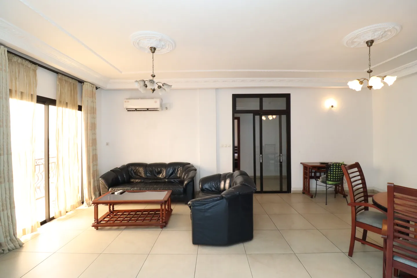 Appartement Meublé Bali, Douala (1/20)
