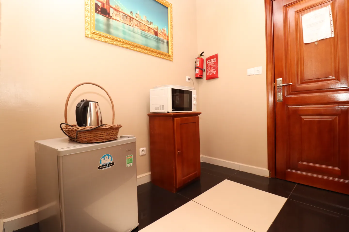 Chambre Meublée Denver Bonamoussadi, Douala (6/8)