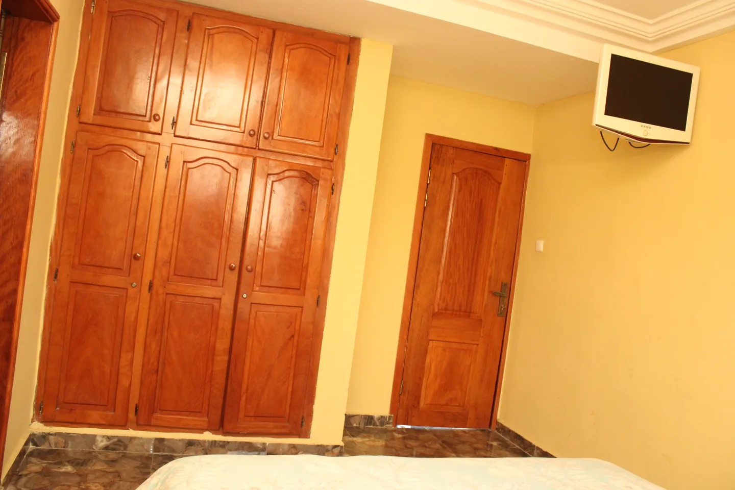 Studio Meublé Makepe, Douala (6/12)
