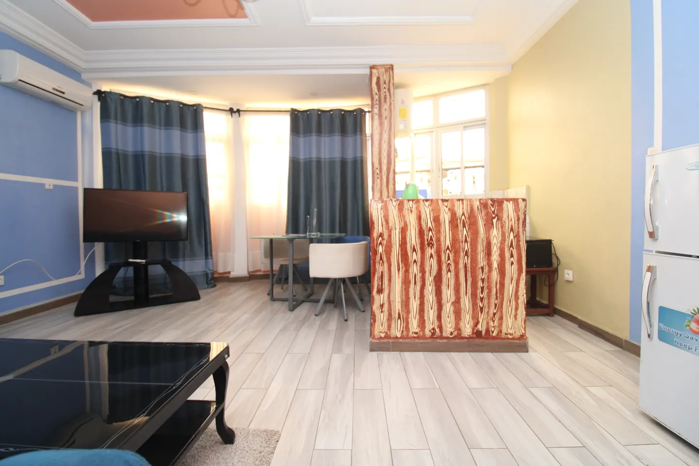 Studio Meublé Logpom, Douala (3/11)