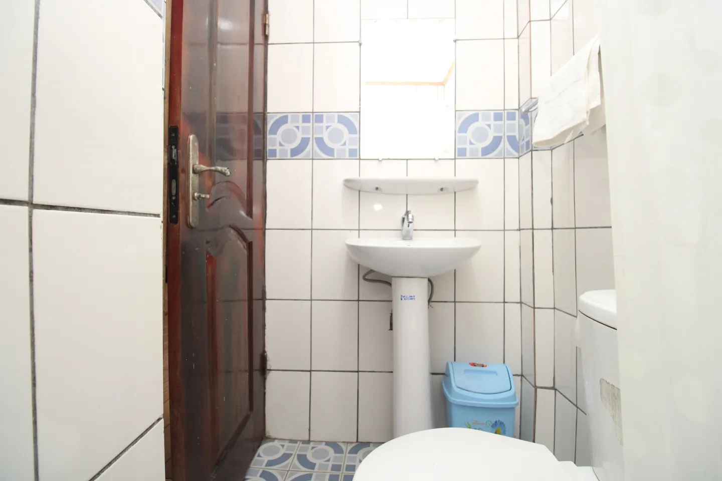 Studio Meublé Logpom, Douala (5/11)