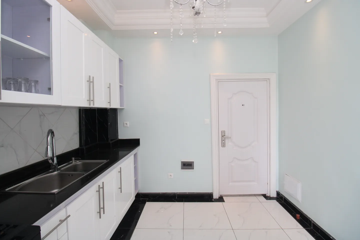 Appartement Meublé Denver Bonamoussadi, Douala (9/27)