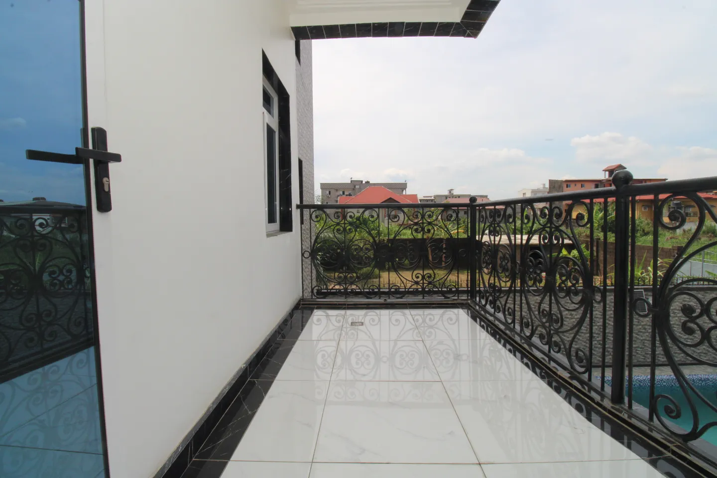 Appartement Meublé Denver Bonamoussadi, Douala (4/25)