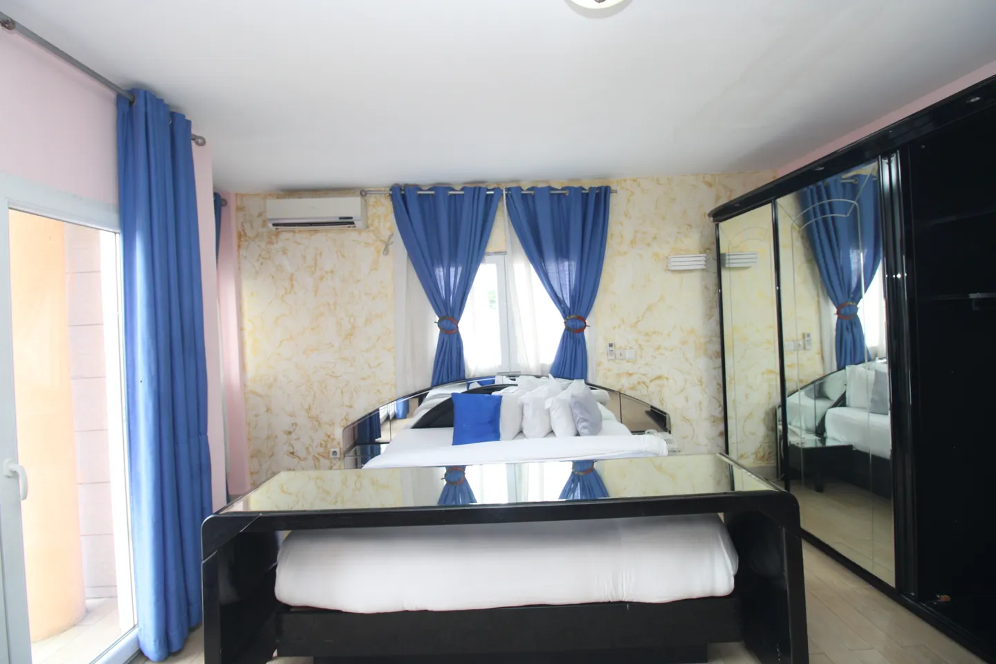 Hôtel saint David - HSD Chambre "Standard" + Piscine (1/20)