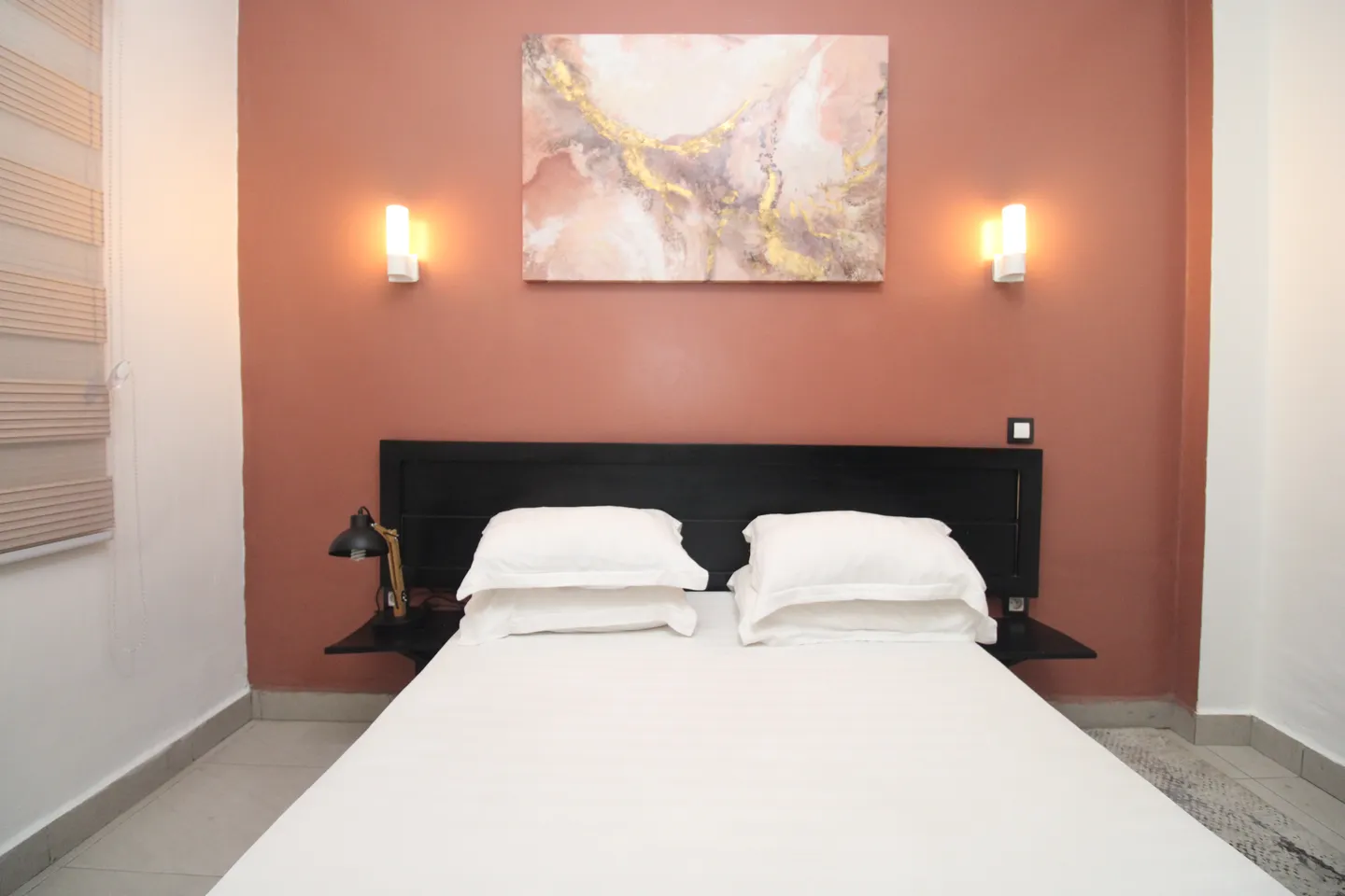 Chambre Meublée Bali, Douala (1/9)
