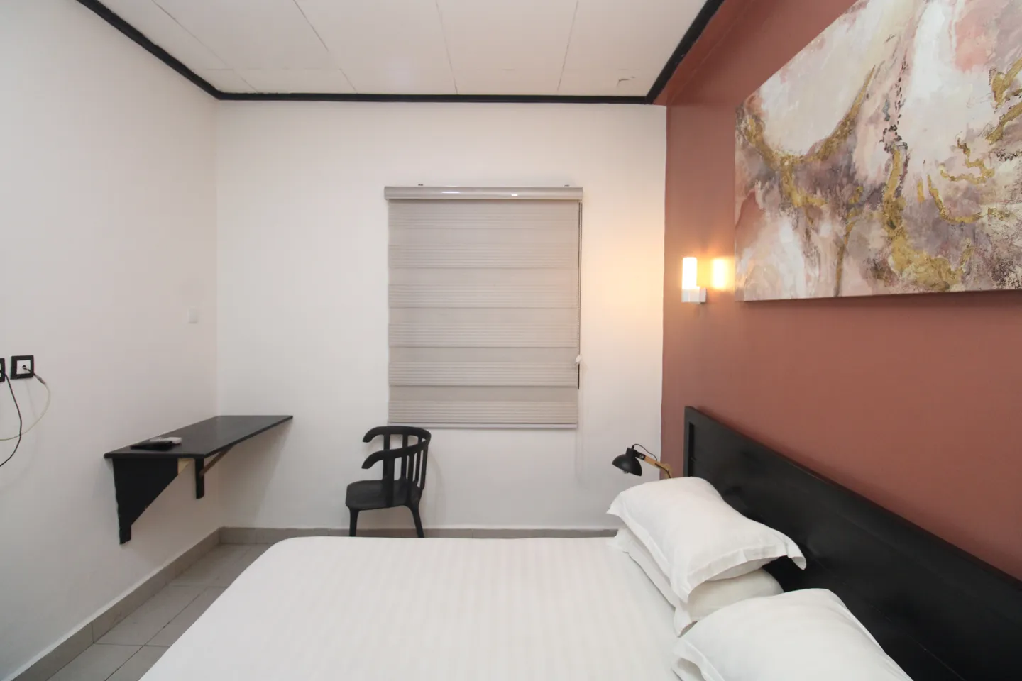 Chambre Meublée Bali, Douala (3/9)