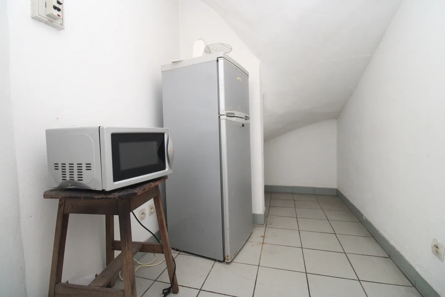 Appartement Meublé Bonapriso, Douala (7/19)