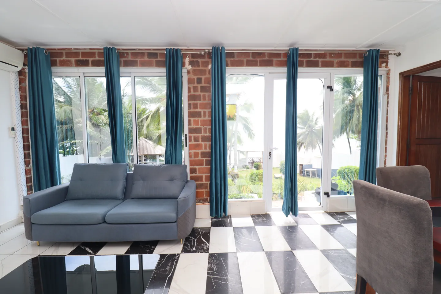 Appartement Meublé Bebambwe, Kribi (4/17)