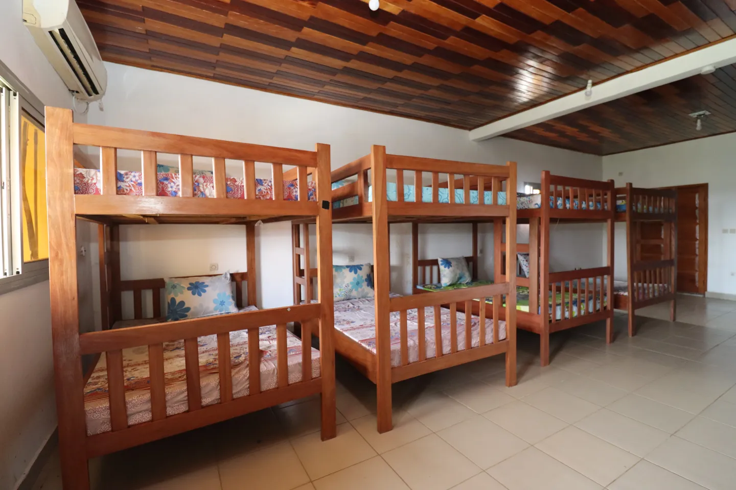 Studio Meublé Mahelet, Kribi (1/10)