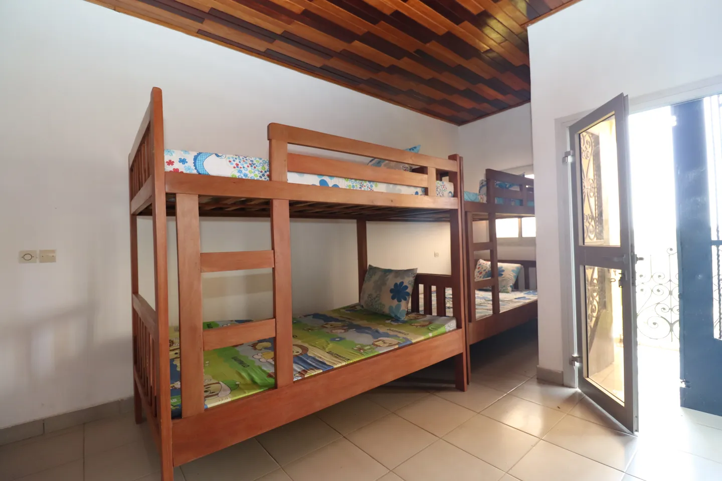 Studio Meublé Mahelet, Kribi (2/10)