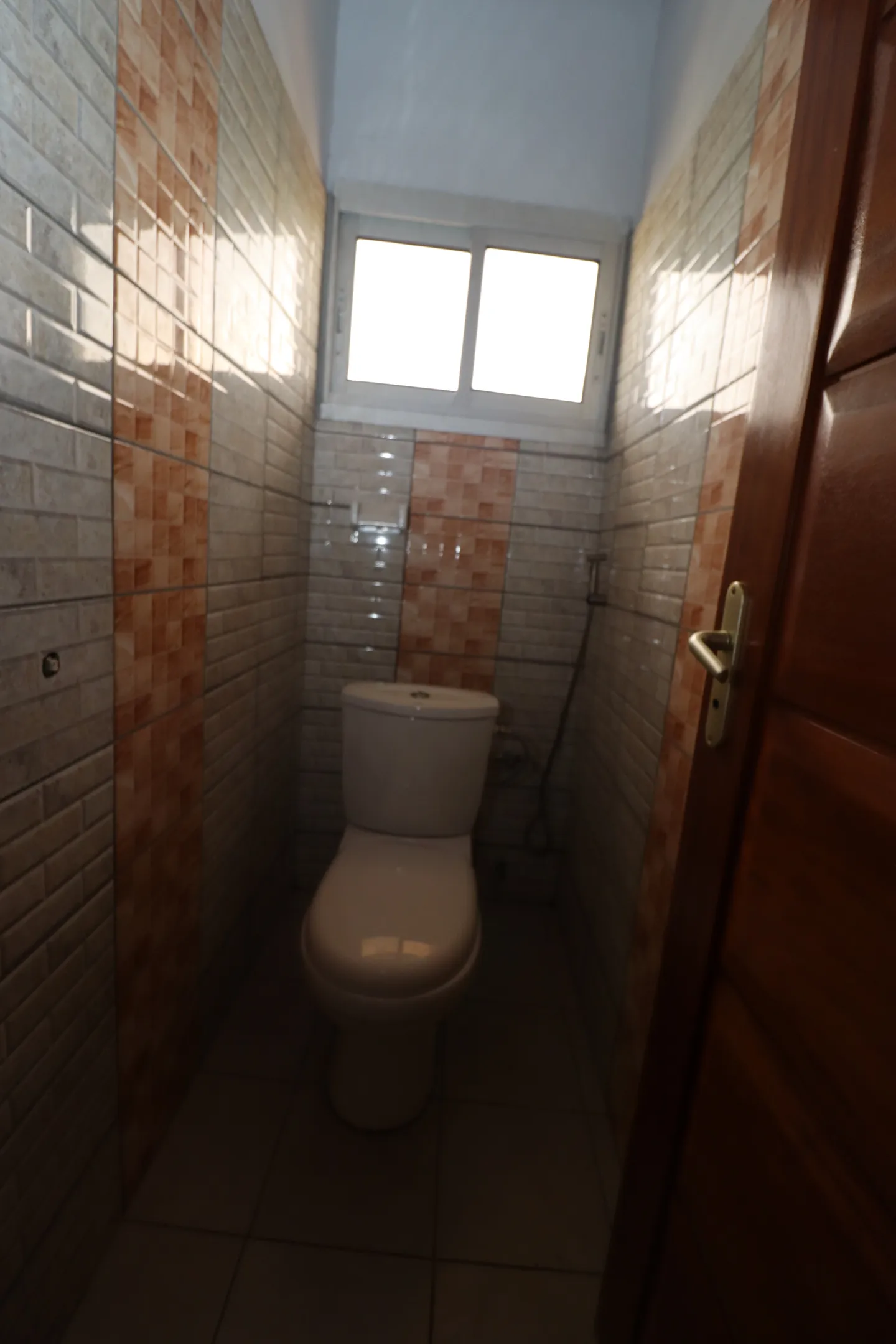 Studio Meublé Mahelet, Kribi (4/10)