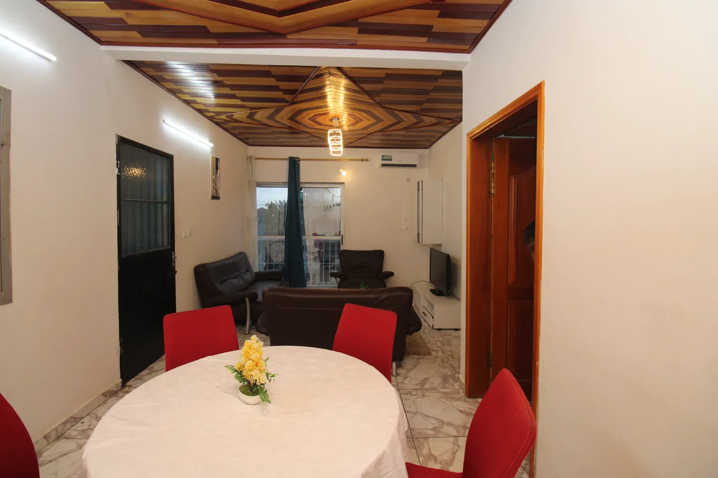 Appartement Meublé Logpom, Douala (3/18)