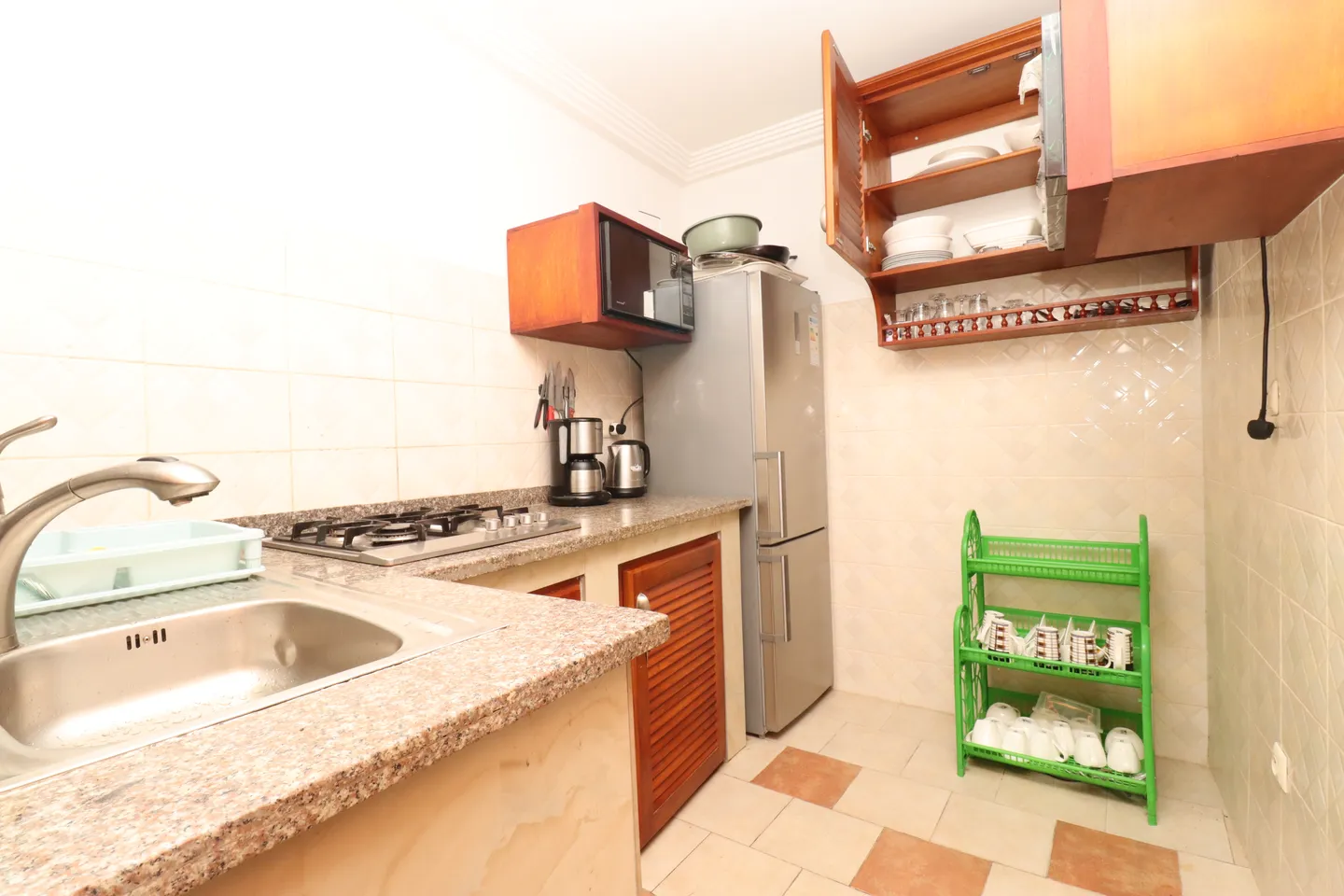 Chambre Meublée Mpolongwe, Kribi (6/6)