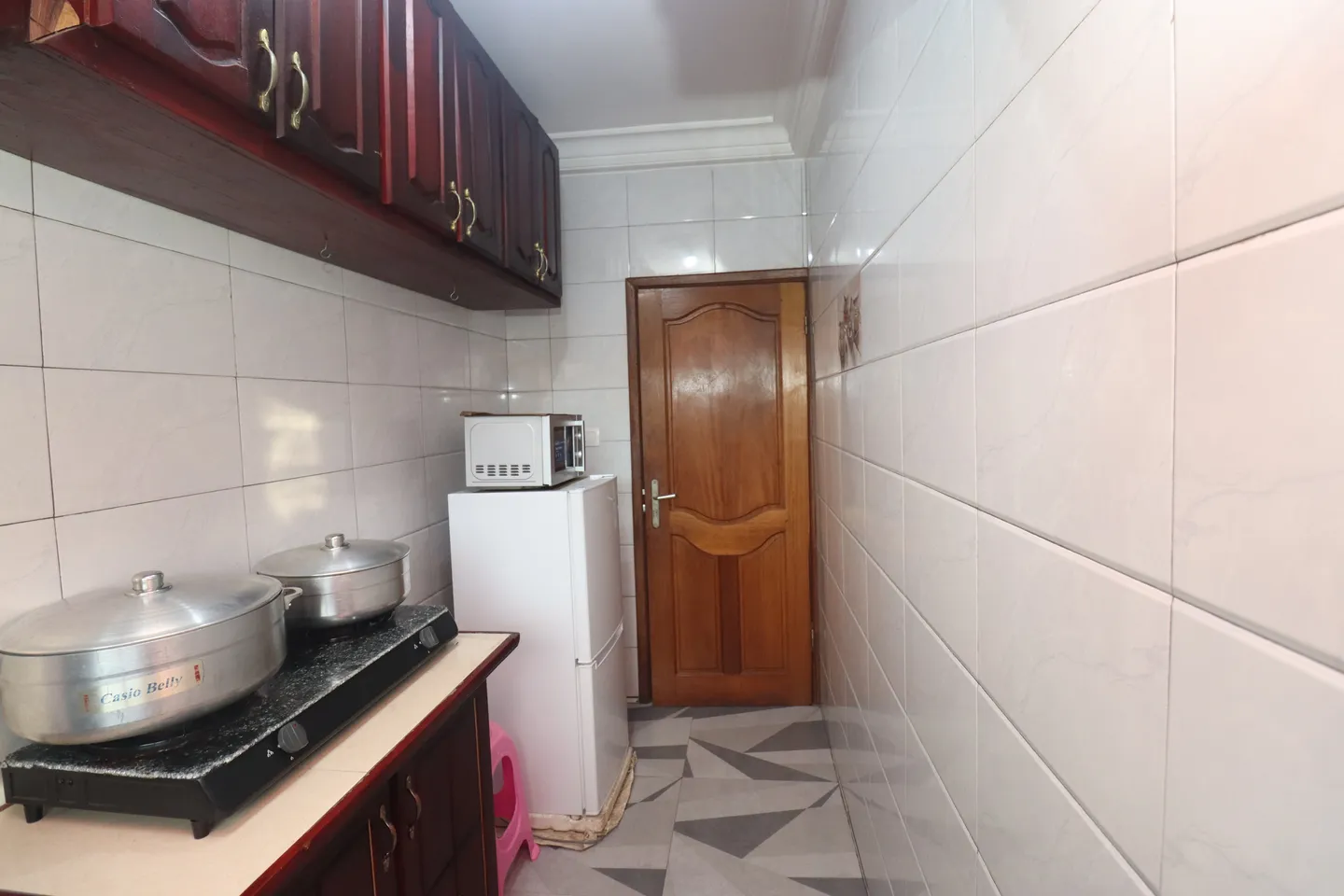 Appartement Meublé Makepe, Douala (4/12)