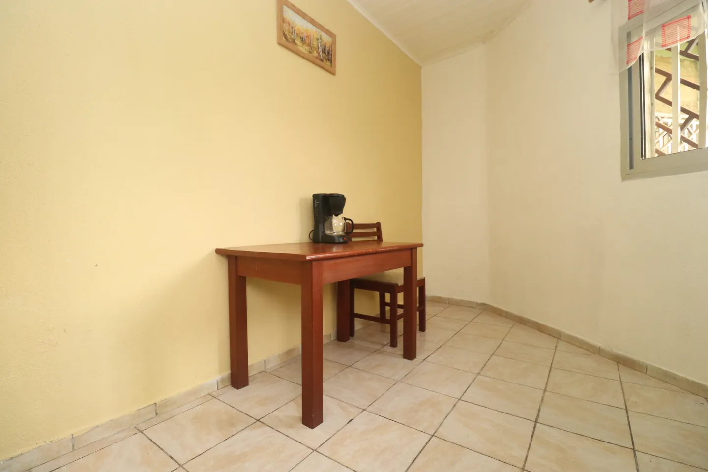 Studio Meublé Mahelet, Kribi (3/9)