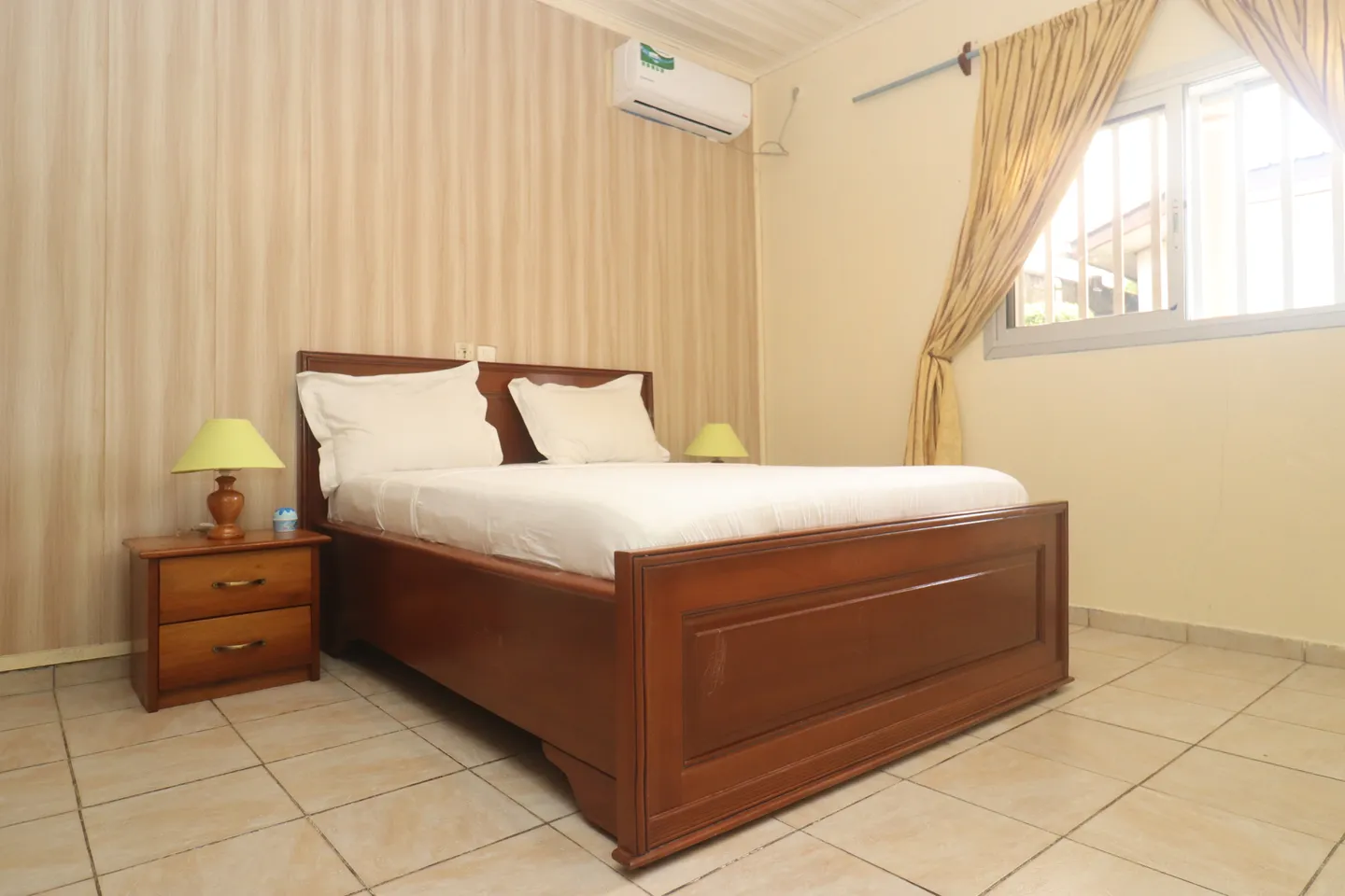 Studio Meublé Mahelet, Kribi (6/9)