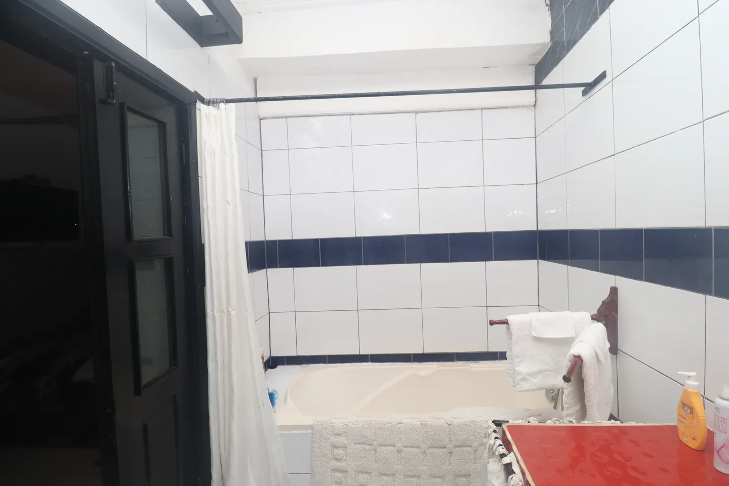 Chambre Meublée Deido, Douala (8/19)